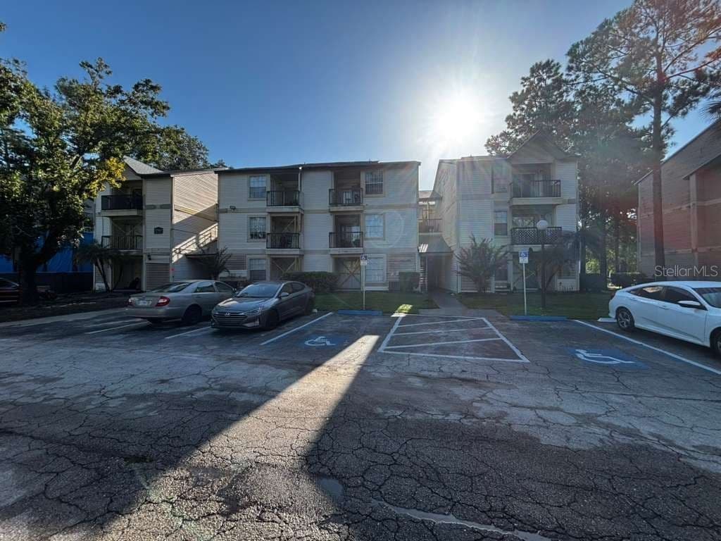 1940 LAKE ATRIUMS, Orlando, FL 32839