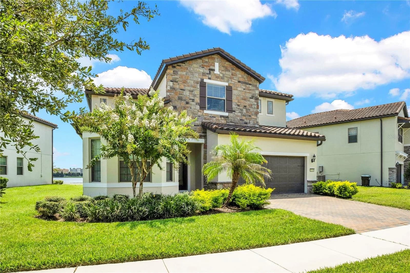 11340 LEMON LAKE 2