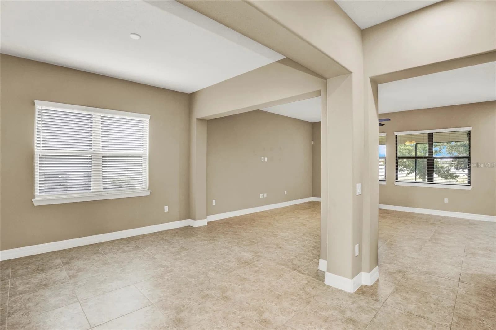 11340 LEMON LAKE 4