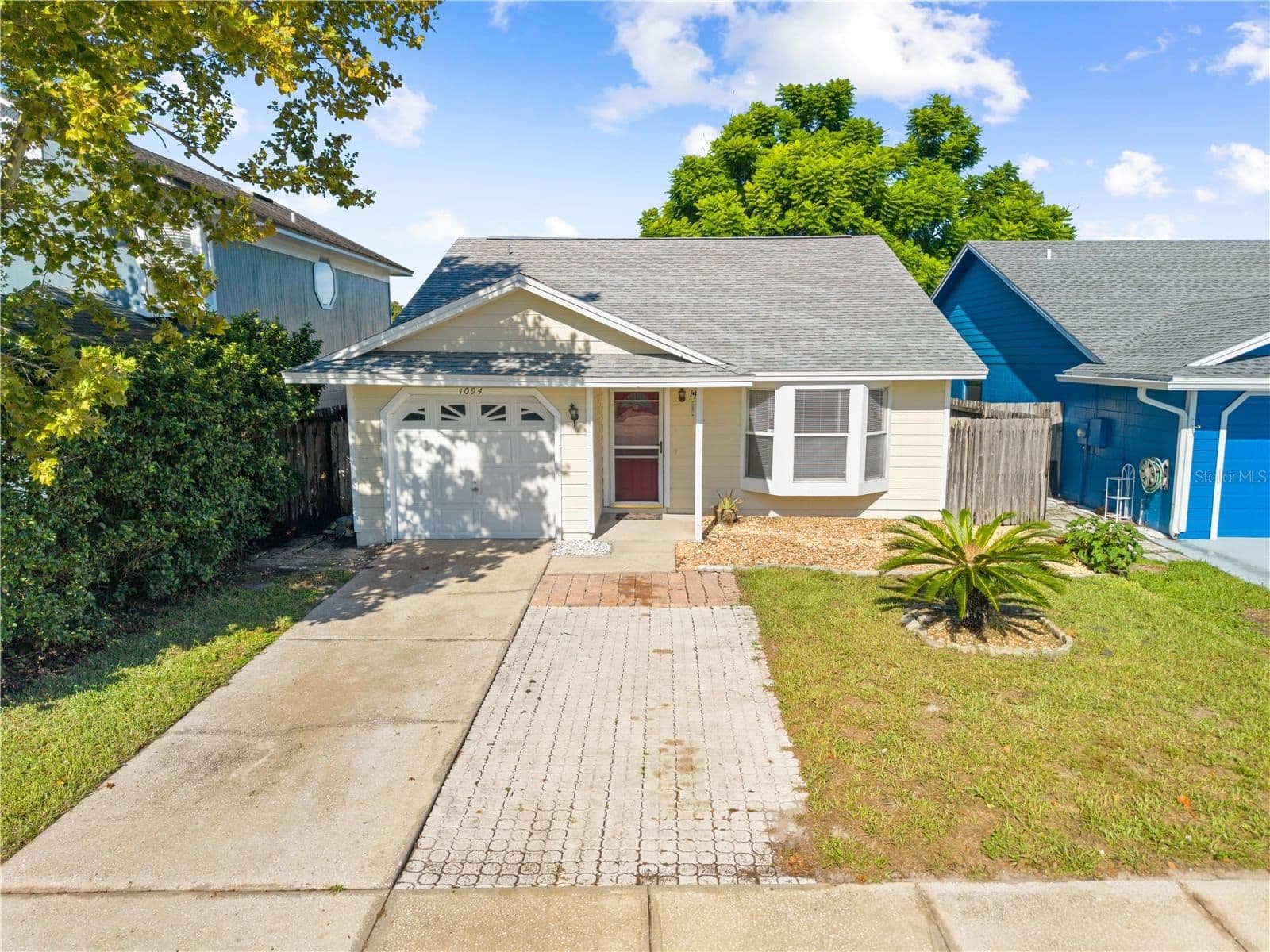 1094 MARTIN, Orlando, FL 32825