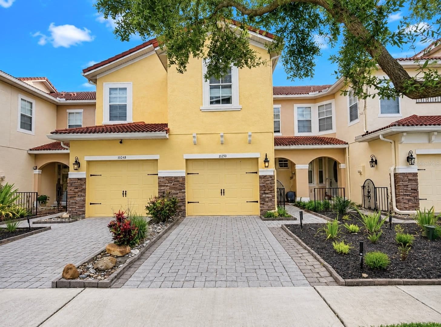 10210 FALLSGROVE, Orlando, FL 32836