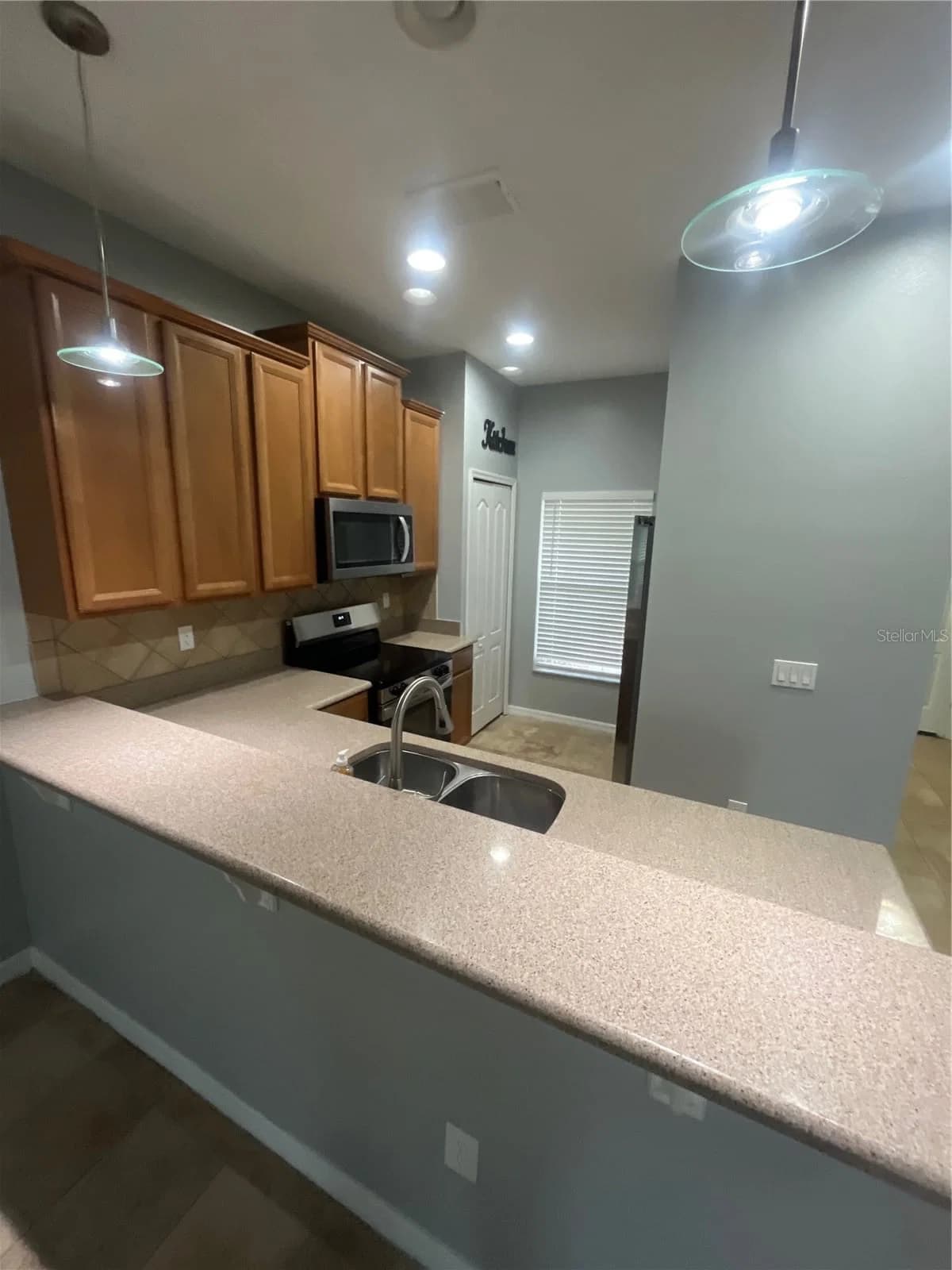 3781 CLUBSIDE POINTE 3