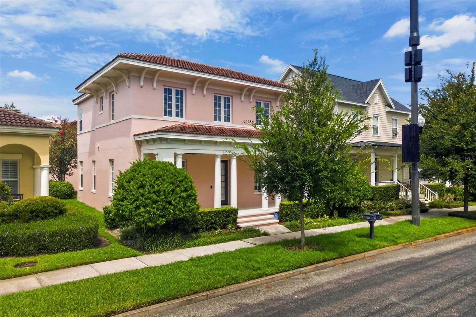 2074 SHAW, Orlando, FL 32814