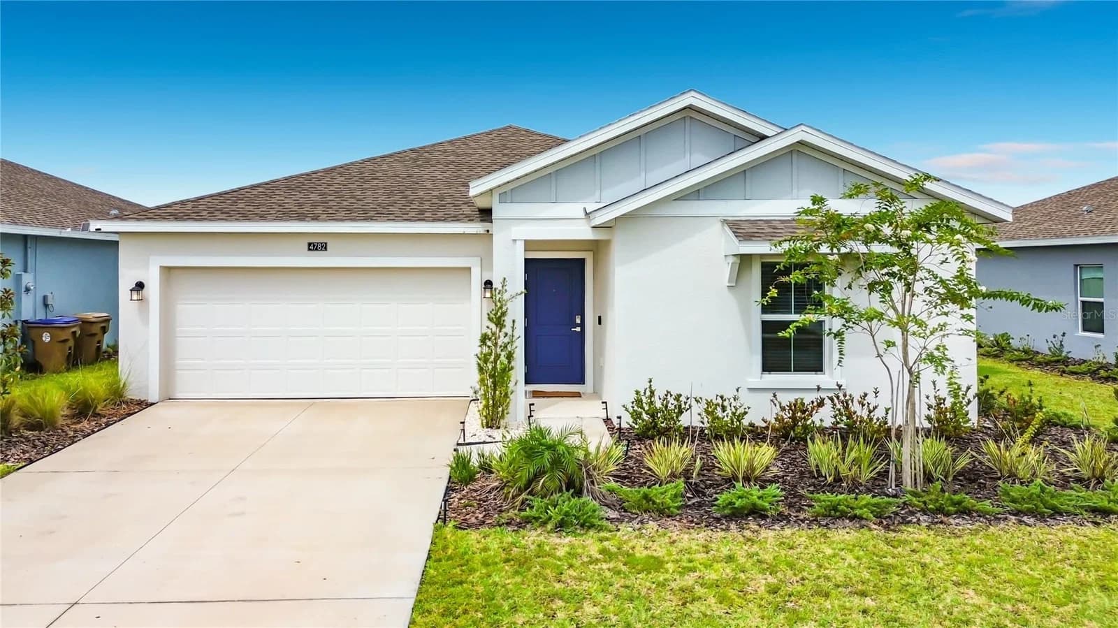 4782 CLOISTER 2