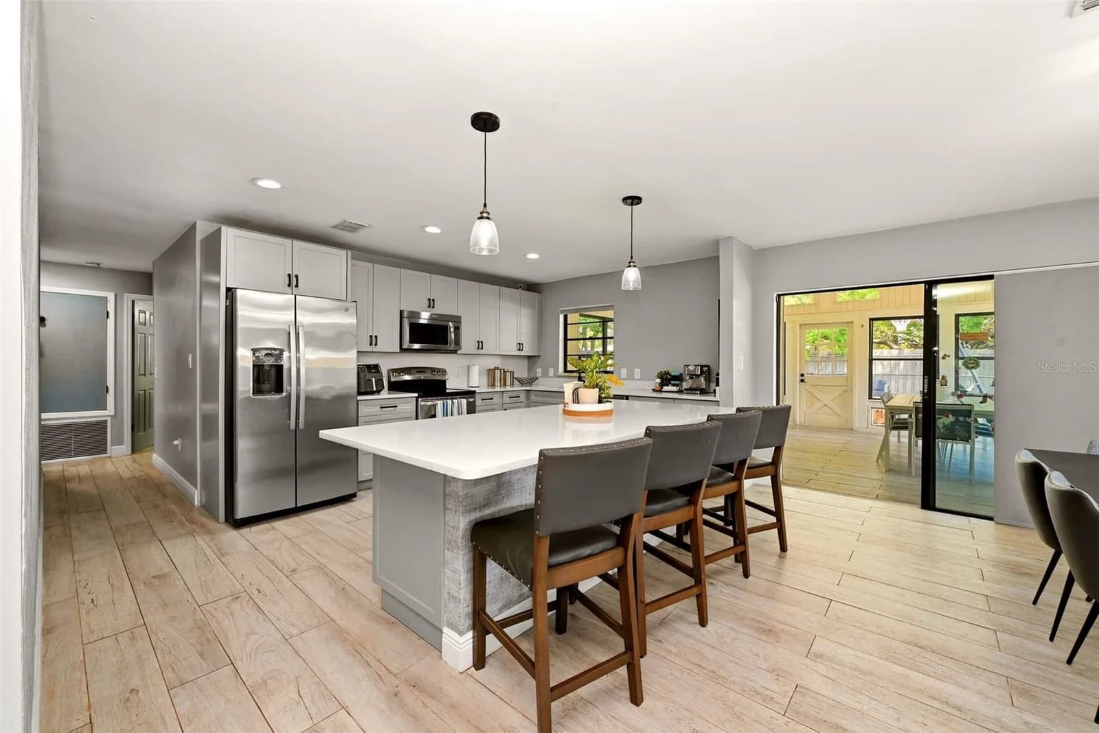 6349 MARLBERRY 4