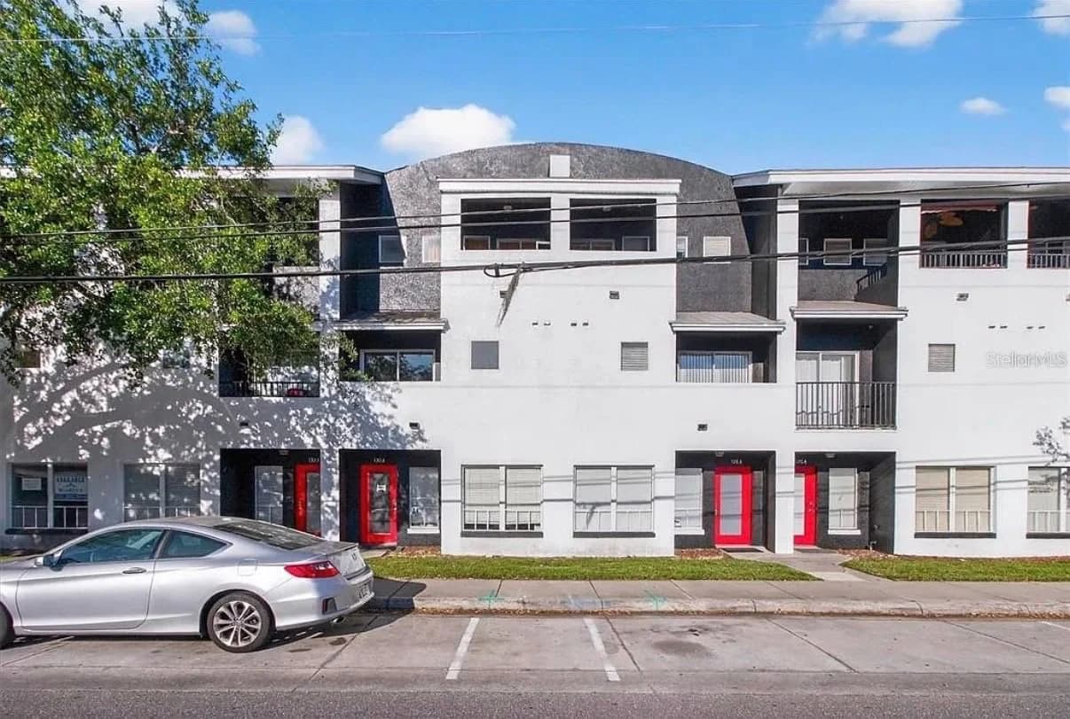 130 BUMBY, Orlando, FL 32803