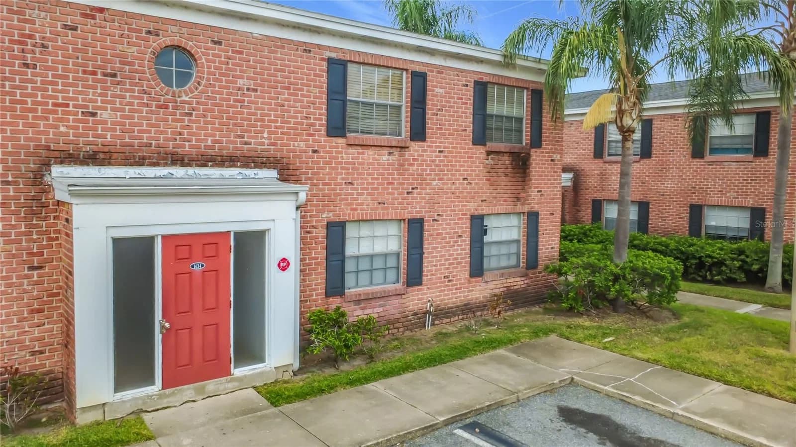 1434 HOLDEN, Orlando, FL 32839