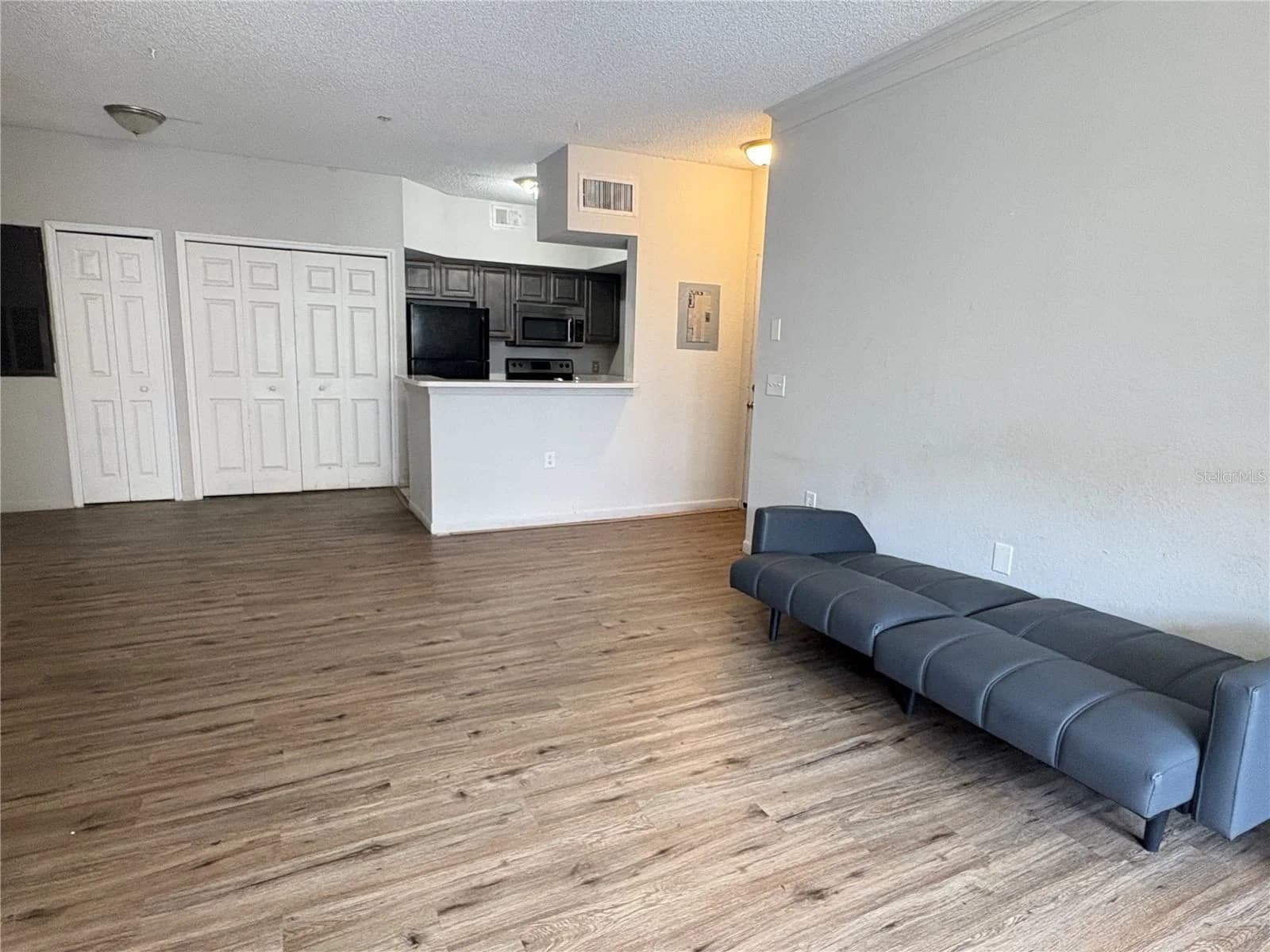 8301 ELM PARK 3