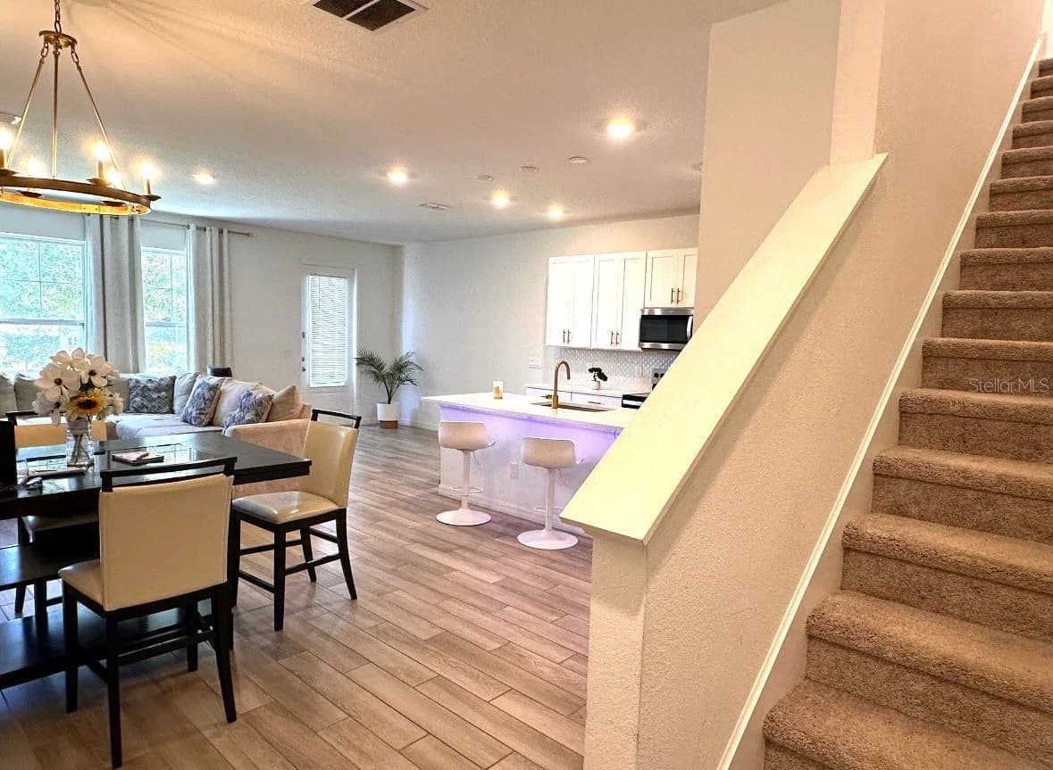 821 BENOI DR, 5