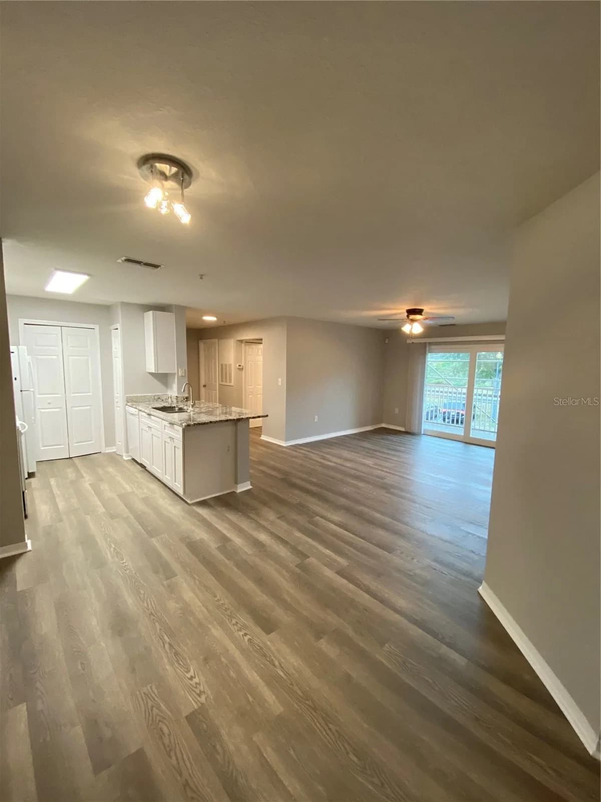 5479 VINELAND 2