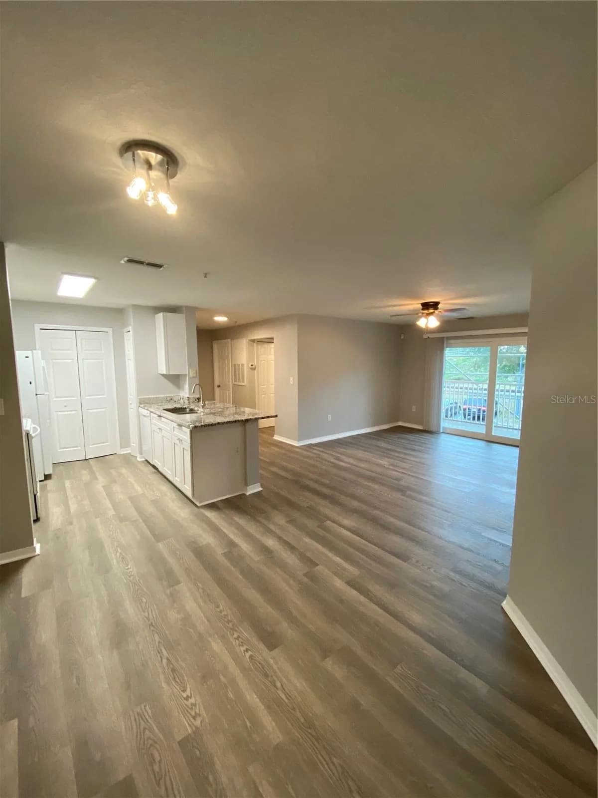 5479 VINELAND 5