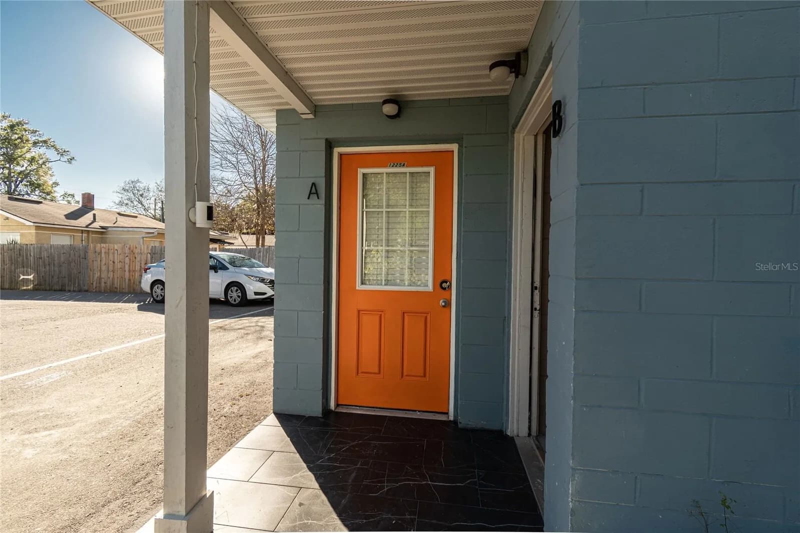 1225 LIVINGSTON 2