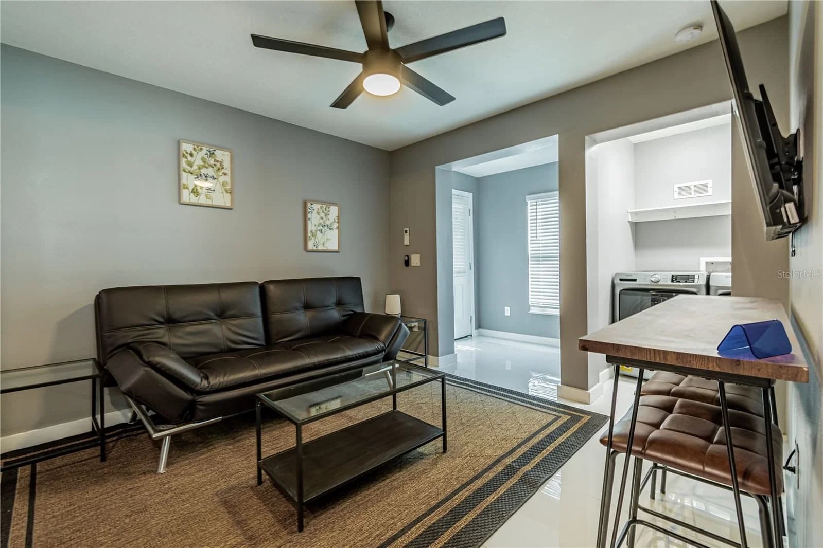 1225 LIVINGSTON 4