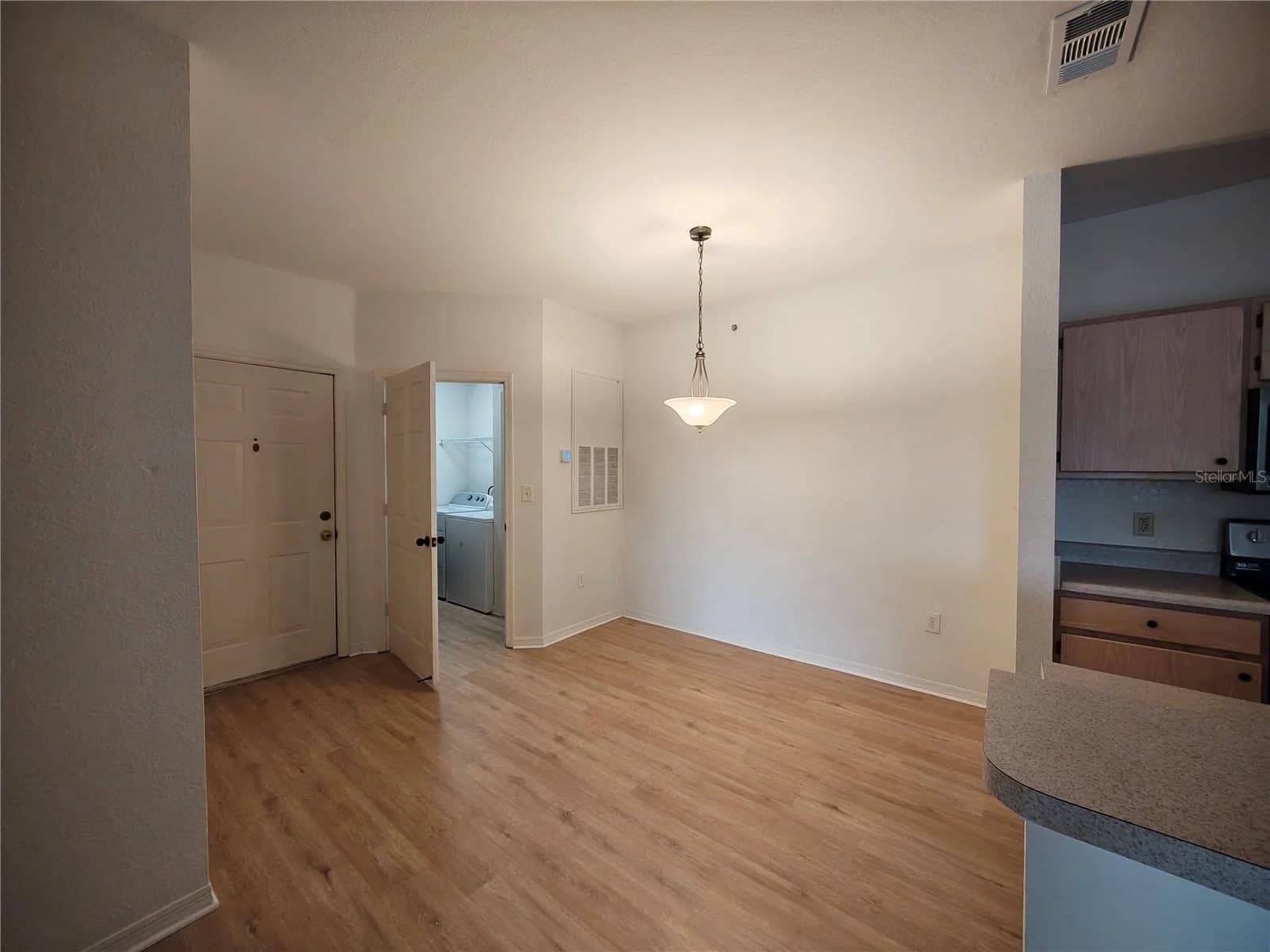 5471 VINELAND 4