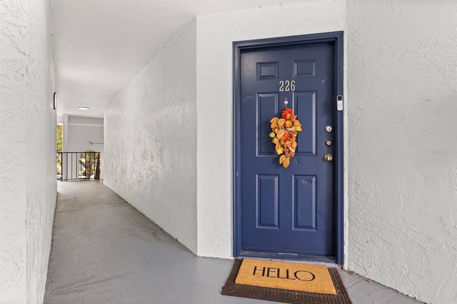 5713 GATLIN Avenue #226 4