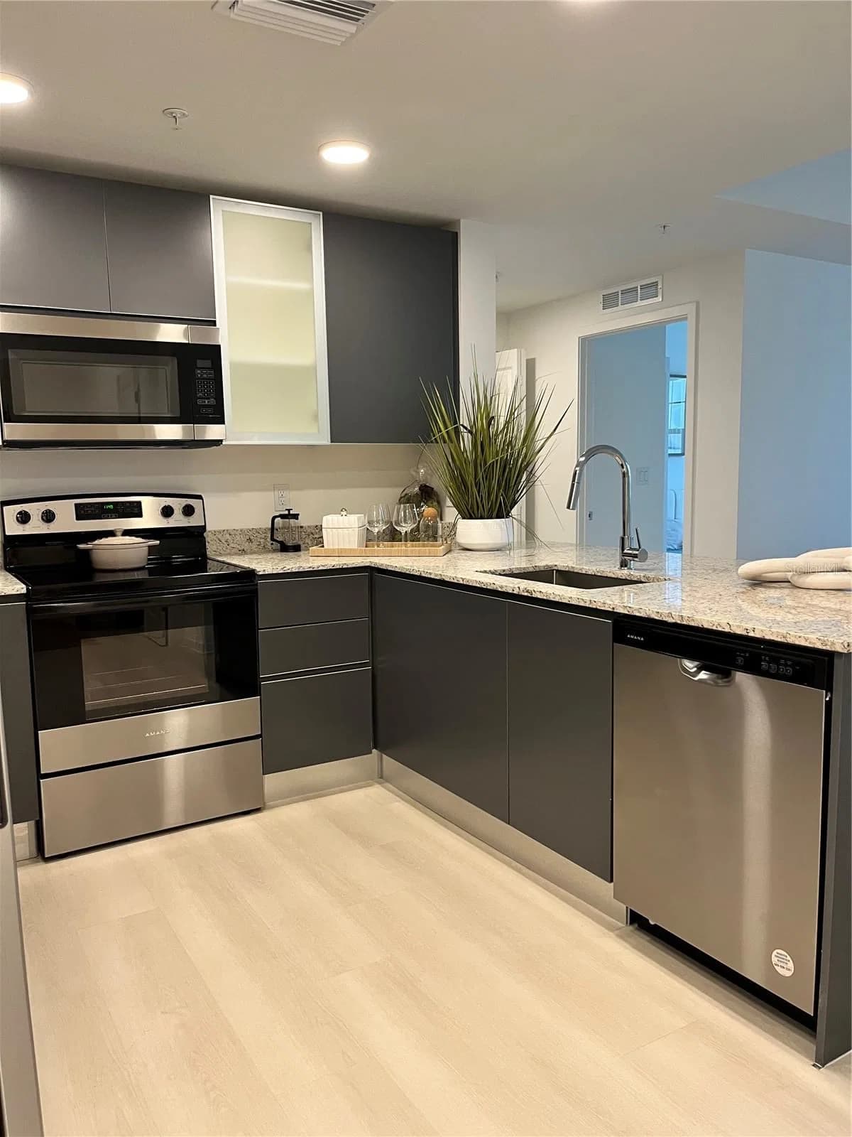 5563 MILLENIA PARK BLVD 2