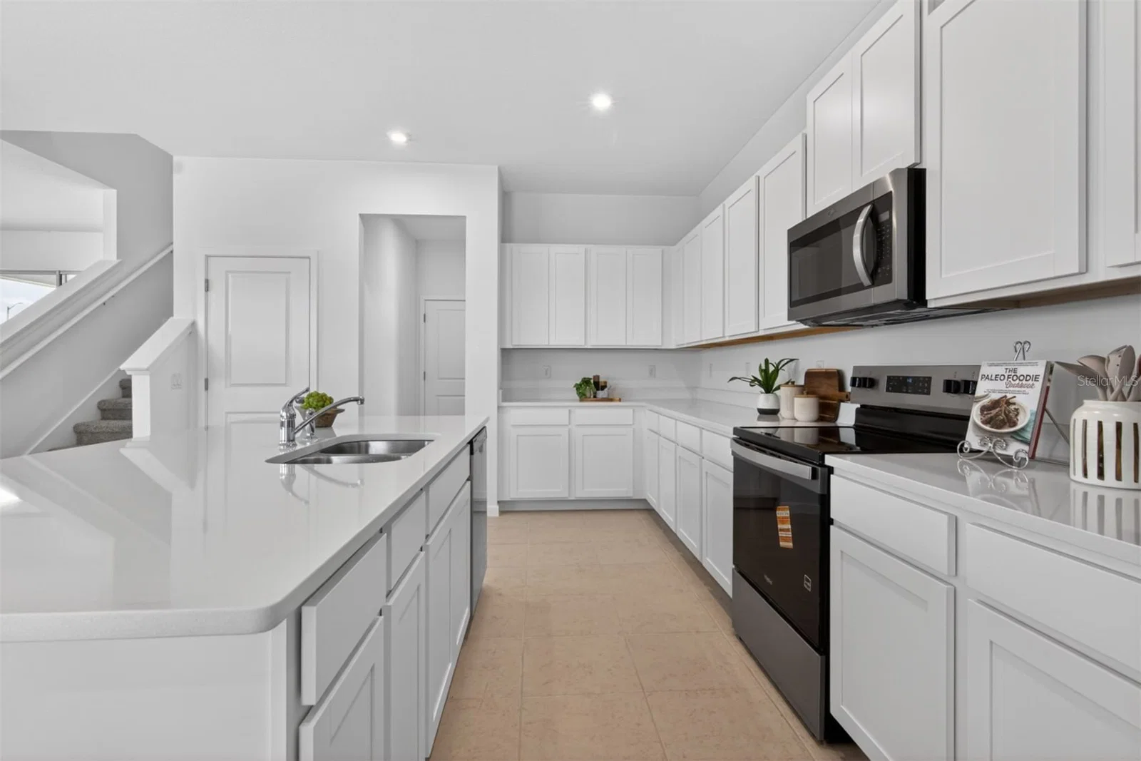 13636 SEAGRASS 5