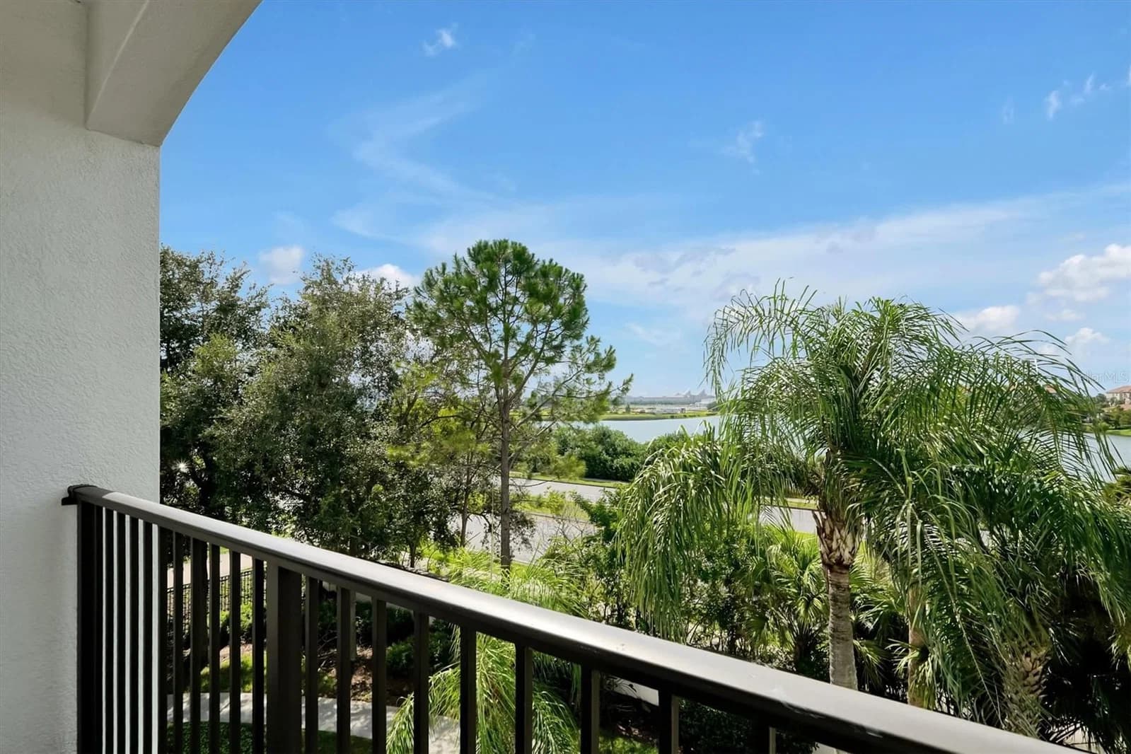 4126 BREAKVIEW 4