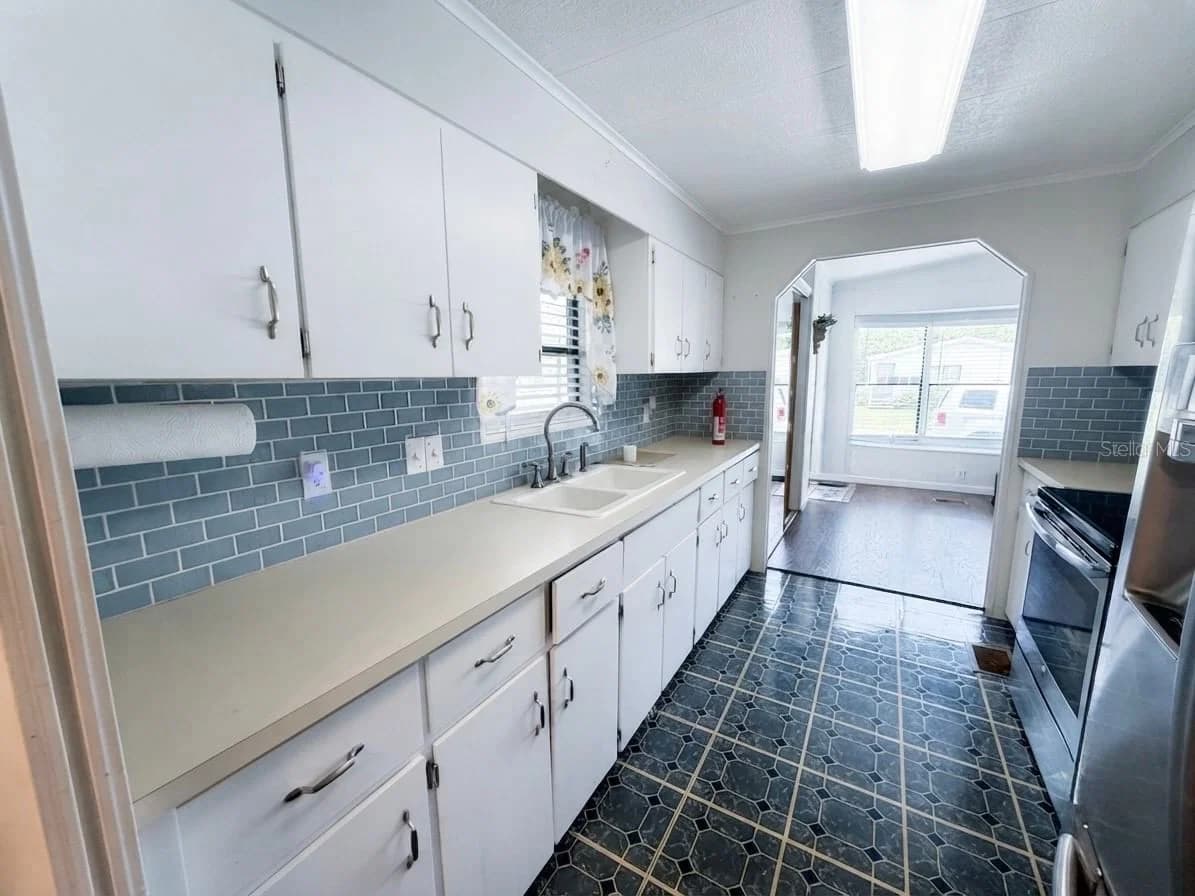 2140 PEBBLE BEACH 5