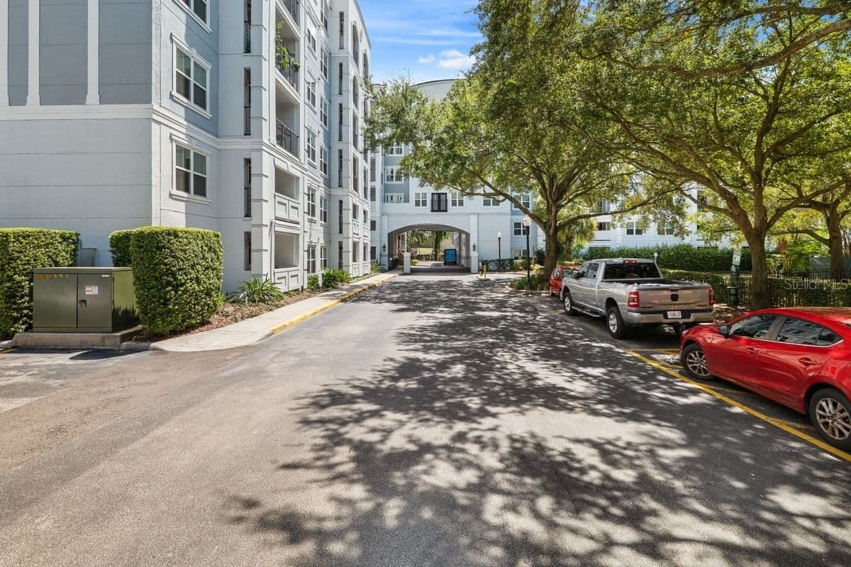 204 SOUTH, Orlando, FL 32801