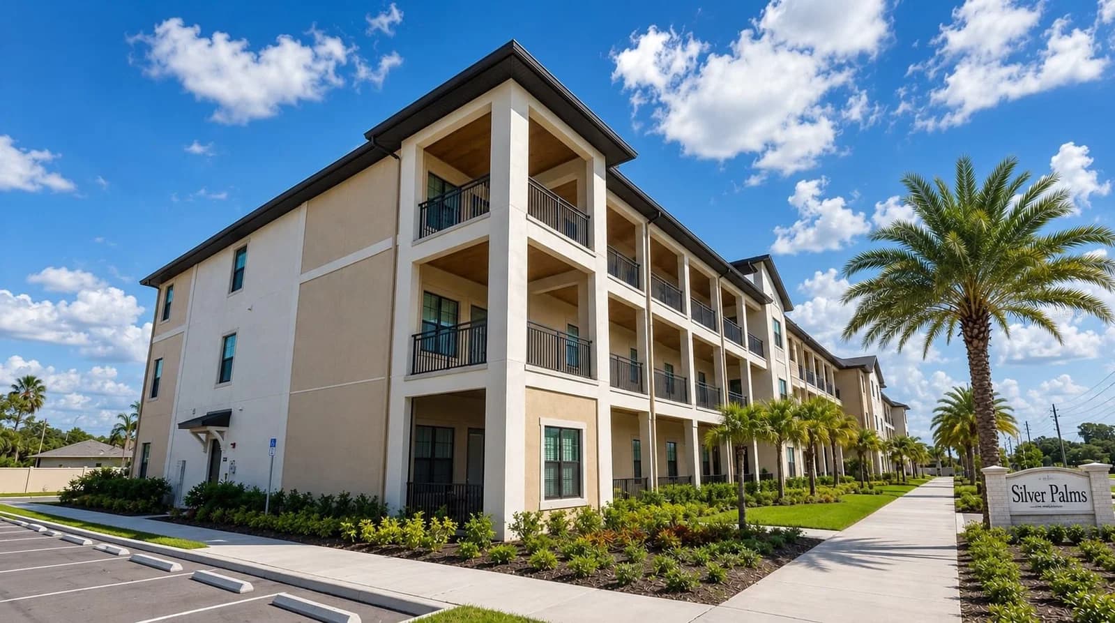 8010 CAROLINA, Orlando, FL 32825