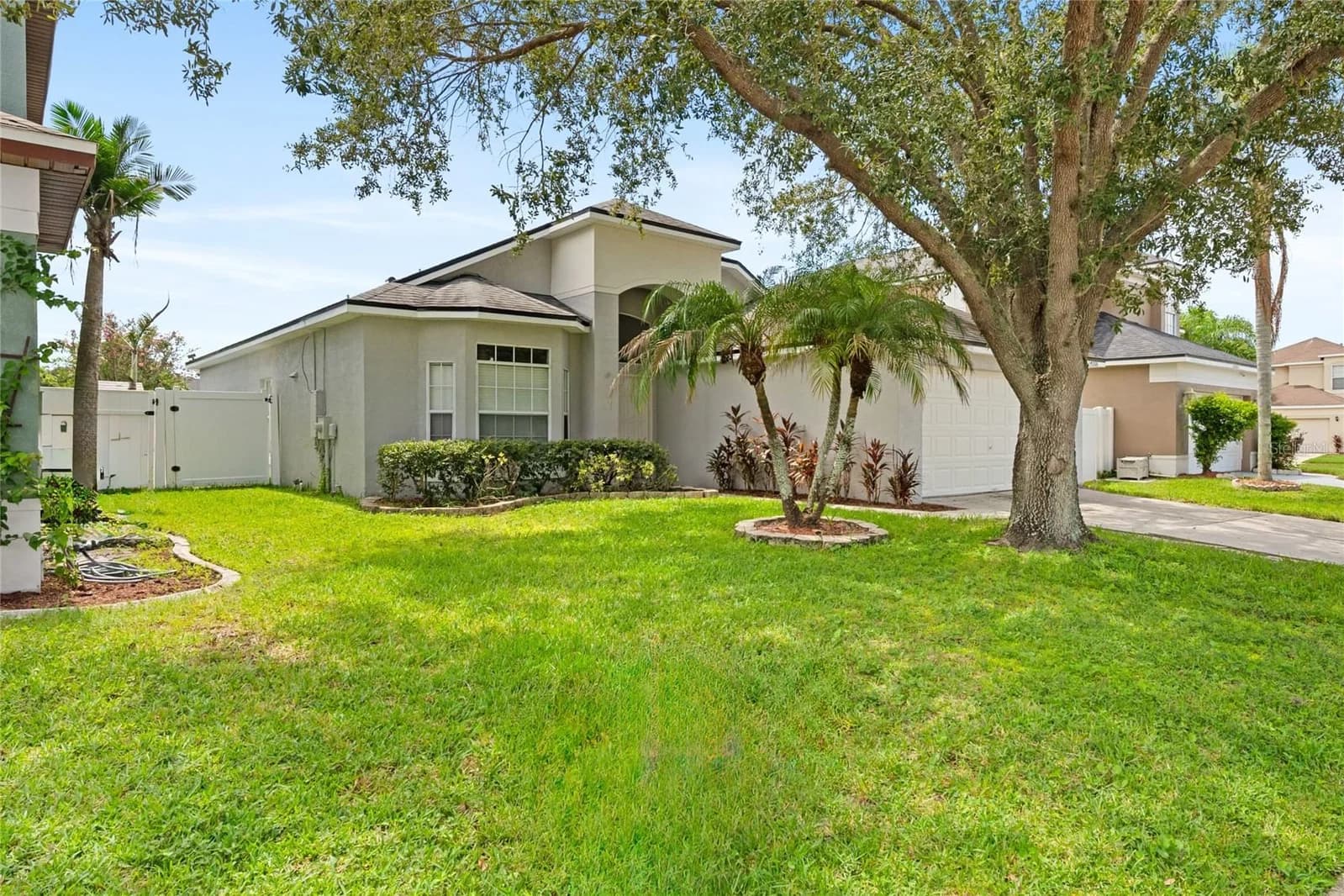 14006 YELLOW WOOD Circle, Orlando, FL 32828