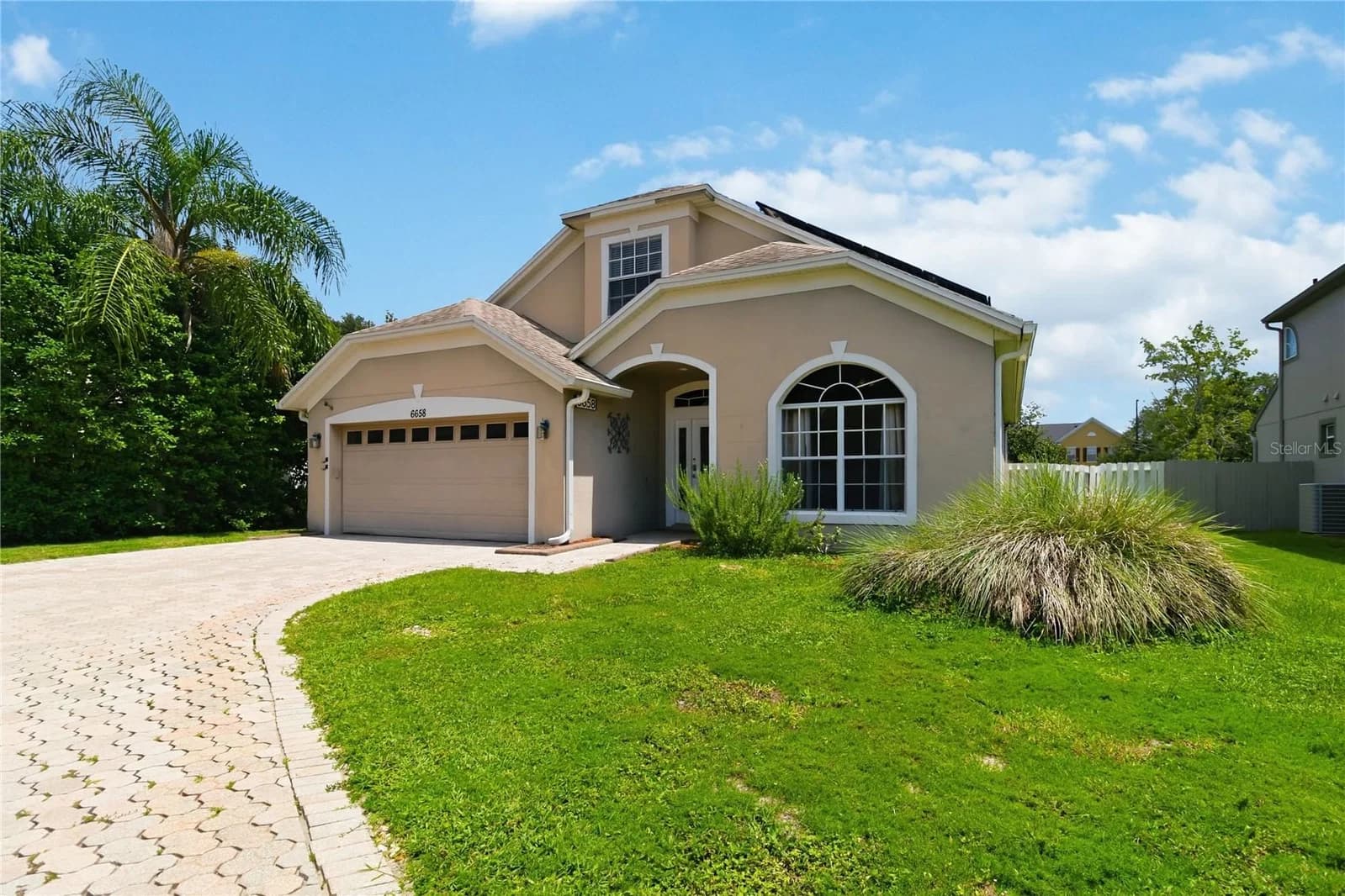 6658 LAKE PEMBROKE 3