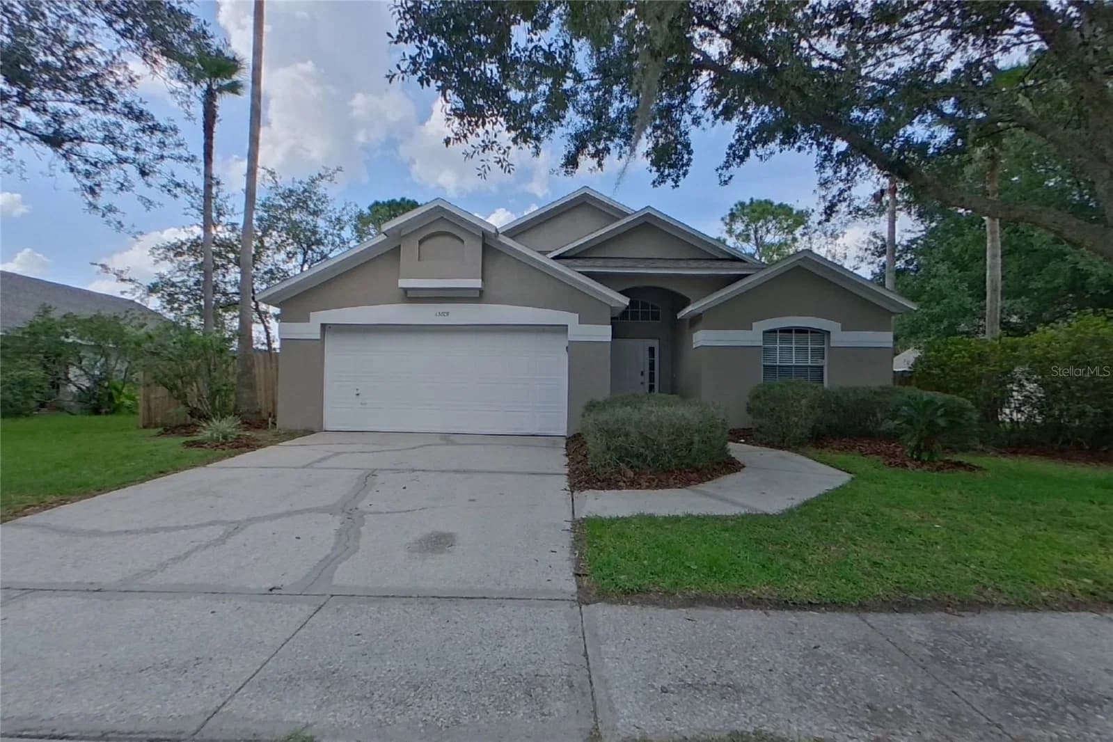 Orlando, FL 32826