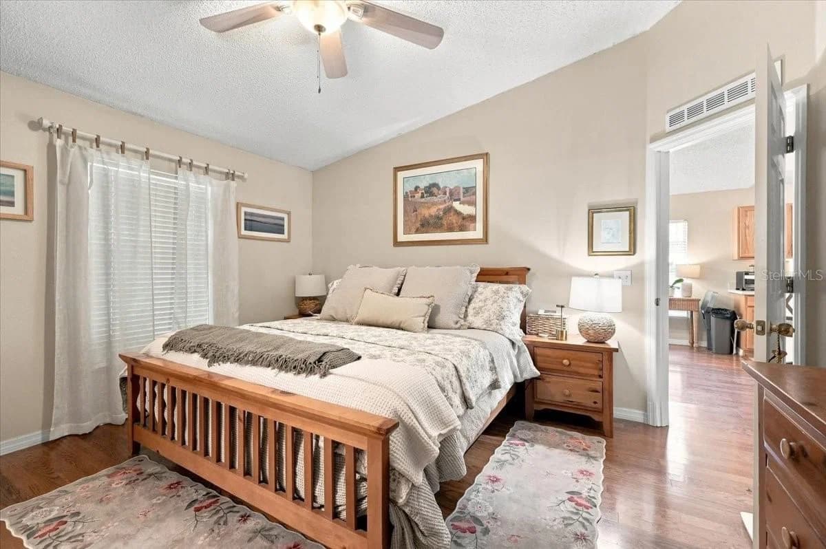 16939 CORNER BAY Court 4
