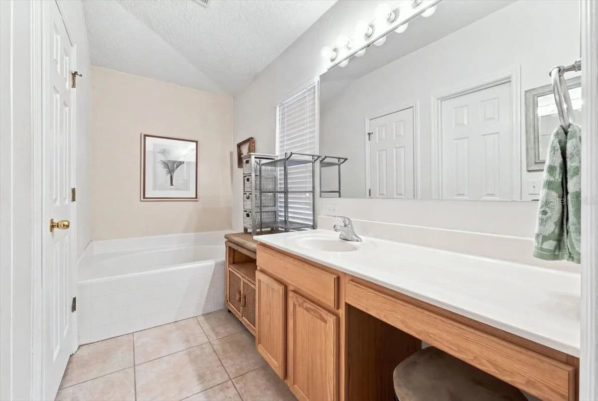 16939 CORNER BAY Court 5