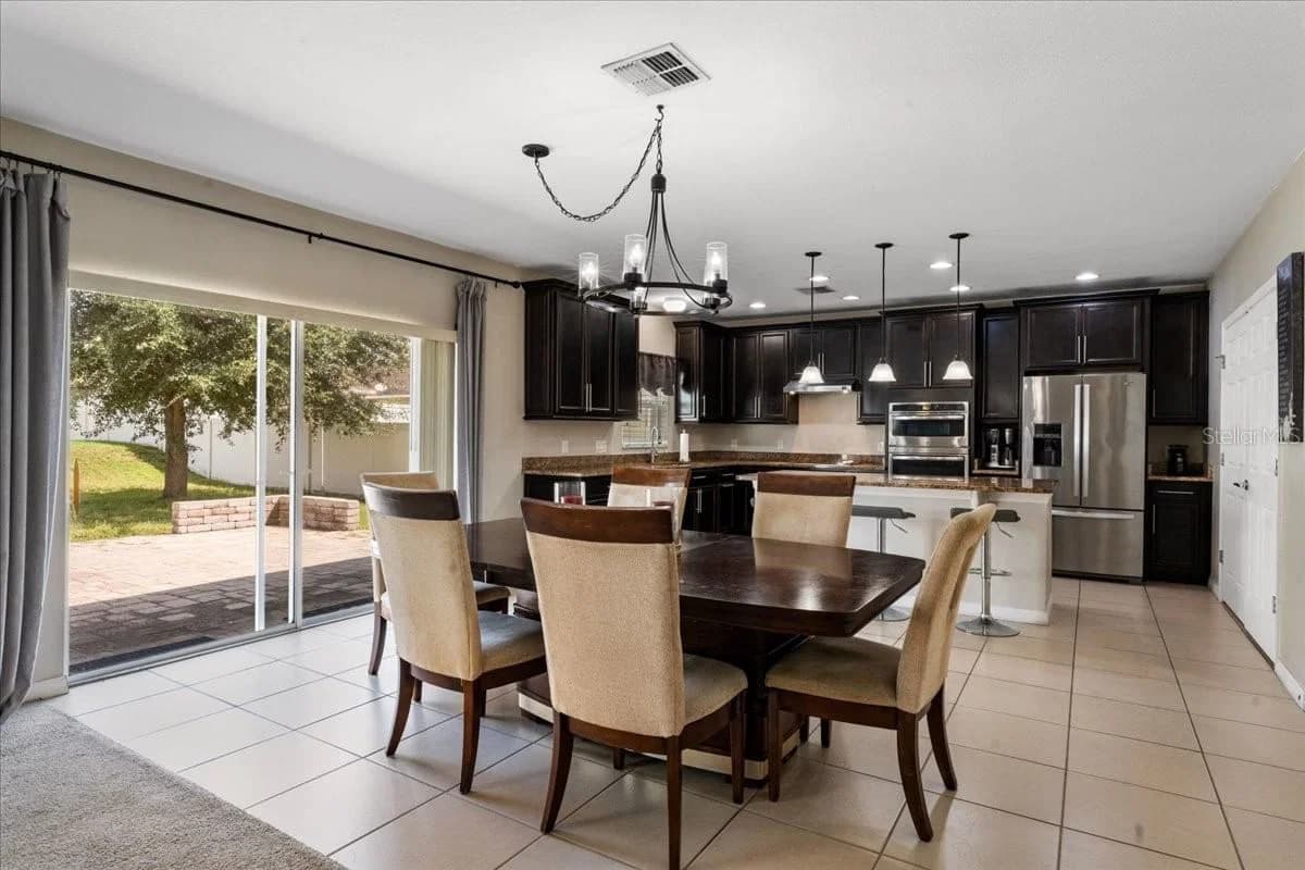 2226 TAYLOR CREEK 4