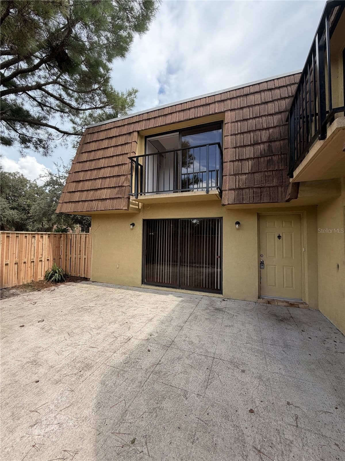 5374 ELM Court #351, Orlando, FL 32811 2
