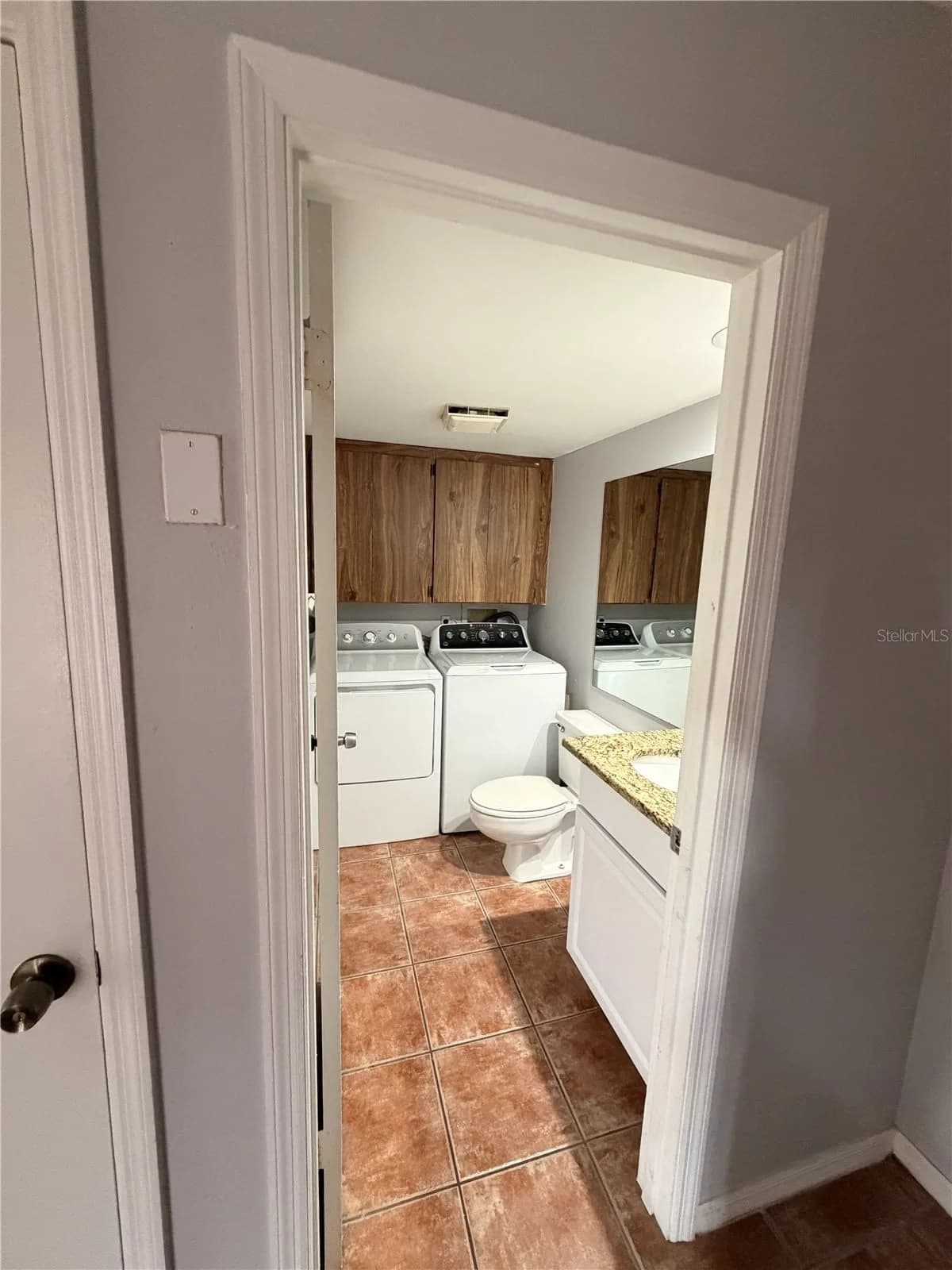 5374 ELM Court #351, Orlando, FL 32811 3