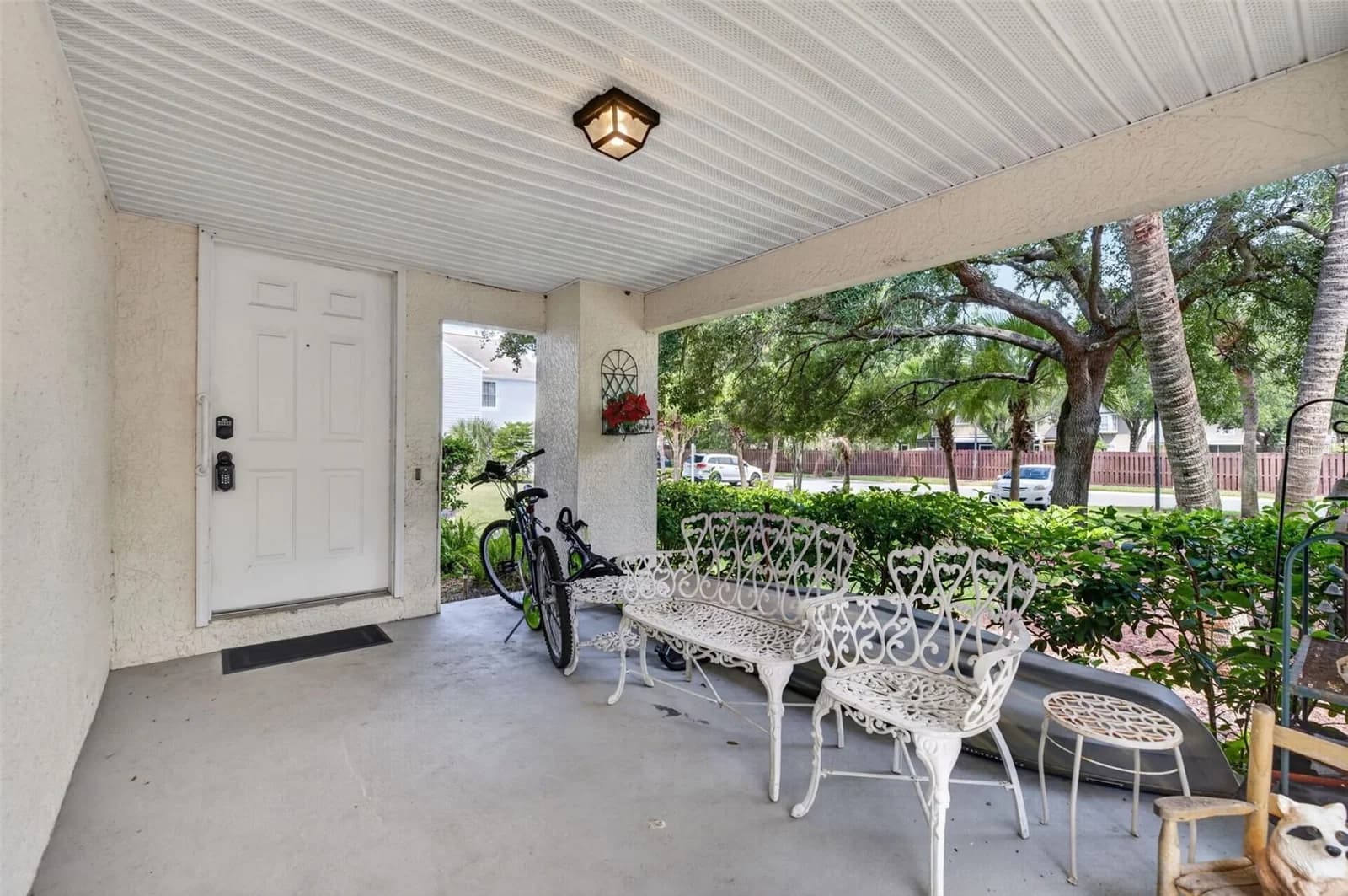 6057 LAKE POINTE 2