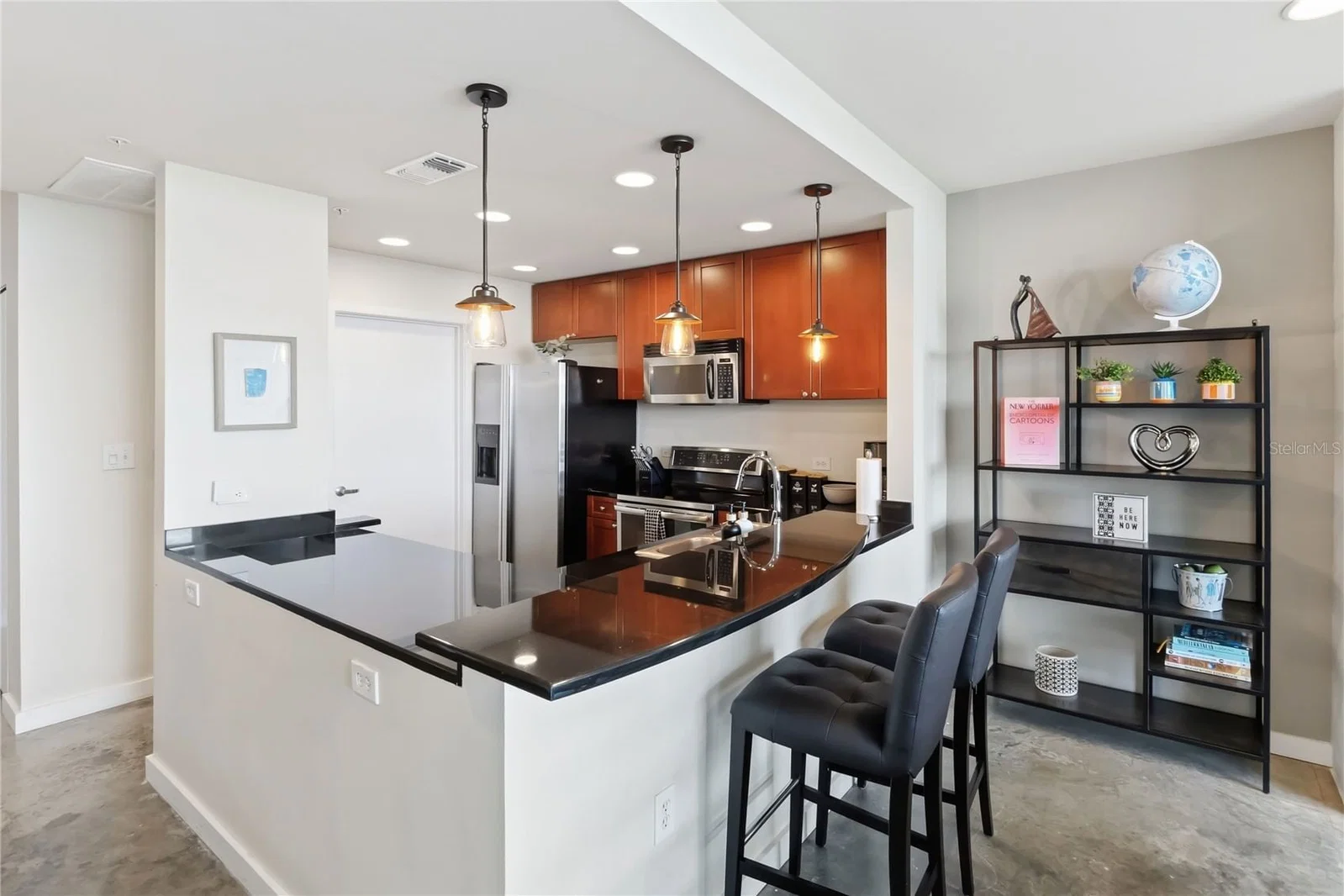 525 JACKSON Street #706 5