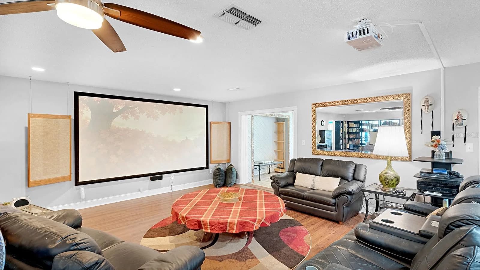 4816 GARDENBROOK 3
