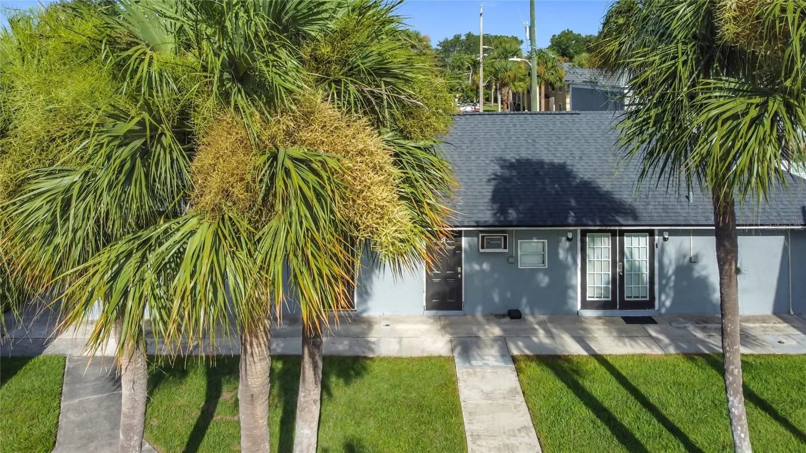 2795 L B MCLEOD, Orlando, FL 32805