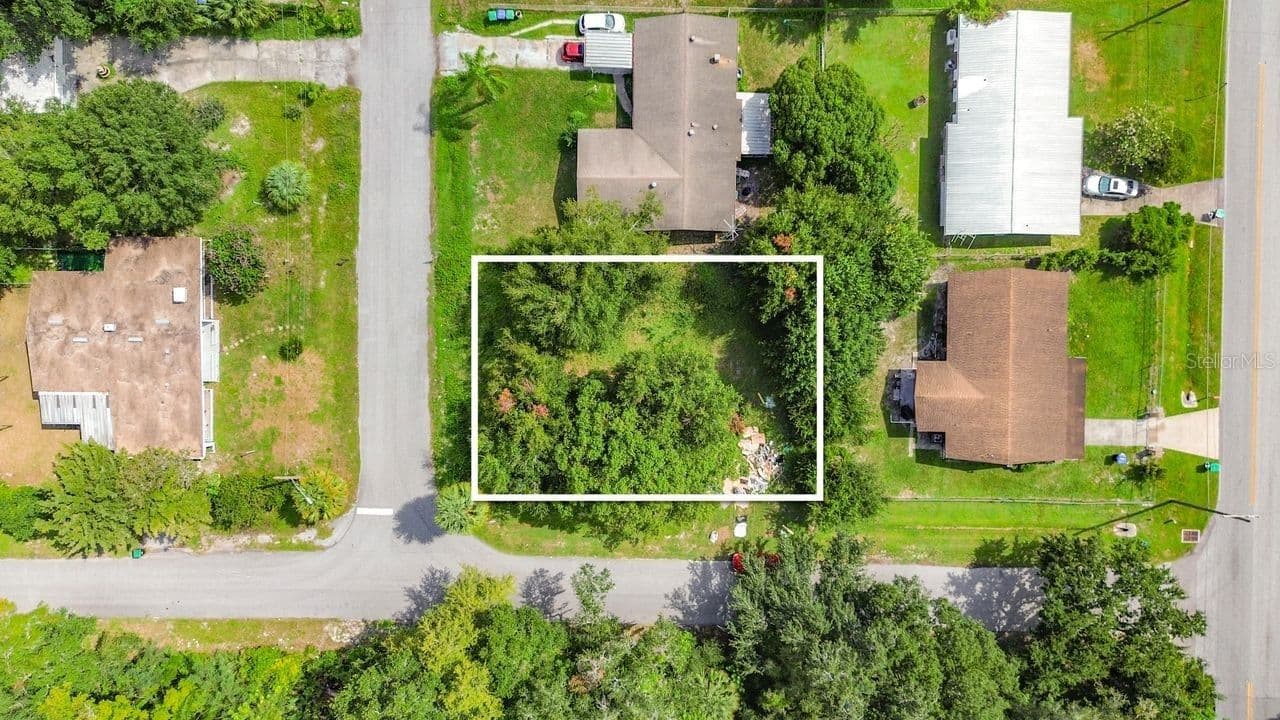 950 PINEDALE, Orlando, FL 32808