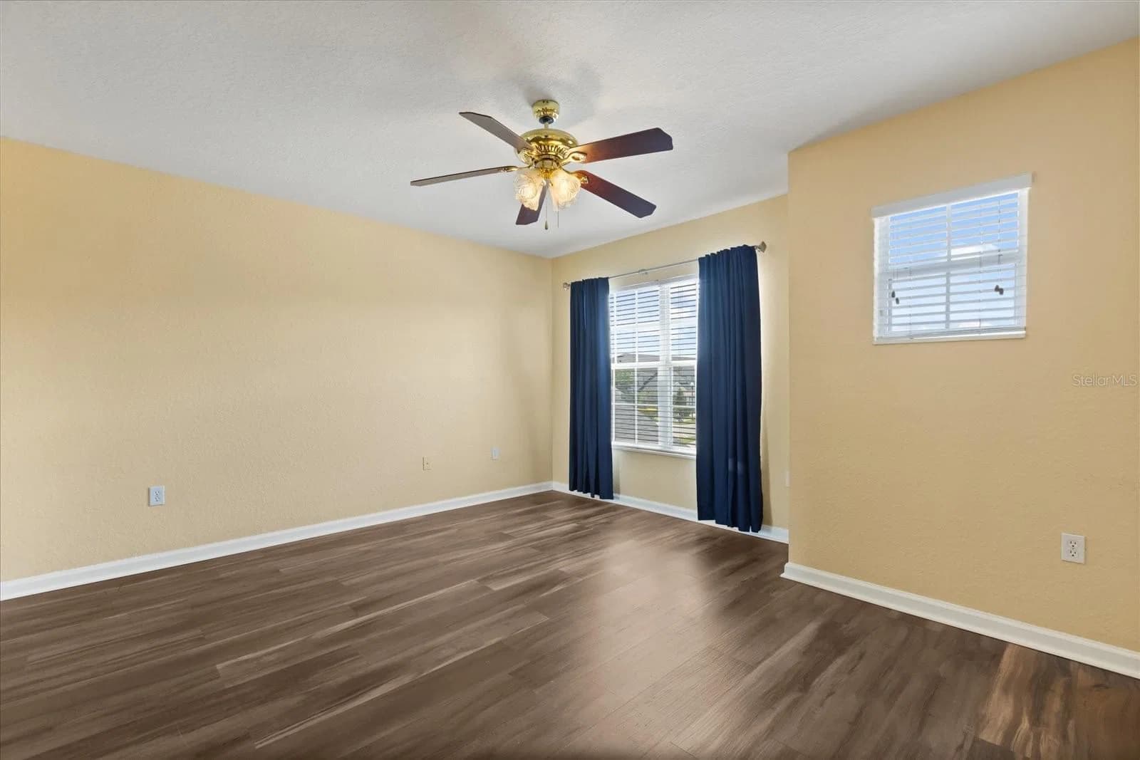 1335 SHALLCROSS 5