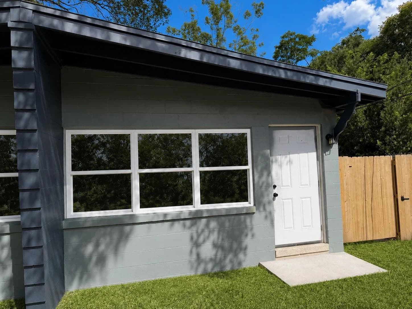 1605 DAUPHIN, Orlando, FL 32803