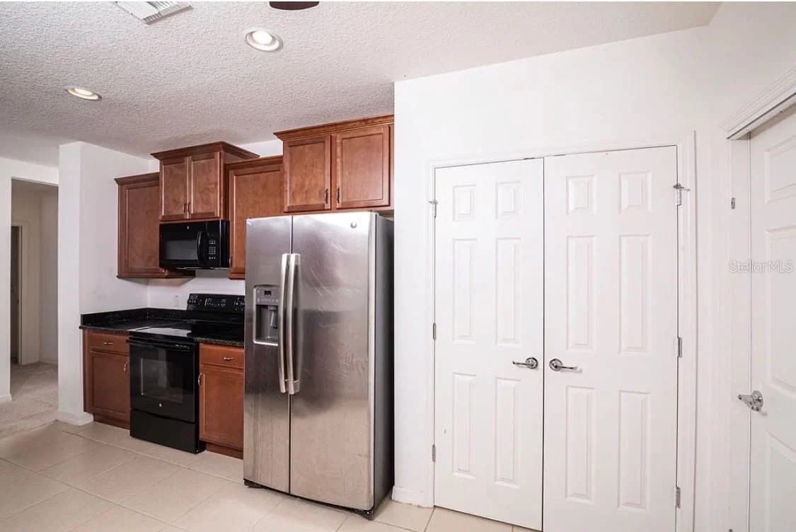 145 PALAZZO Lane 4