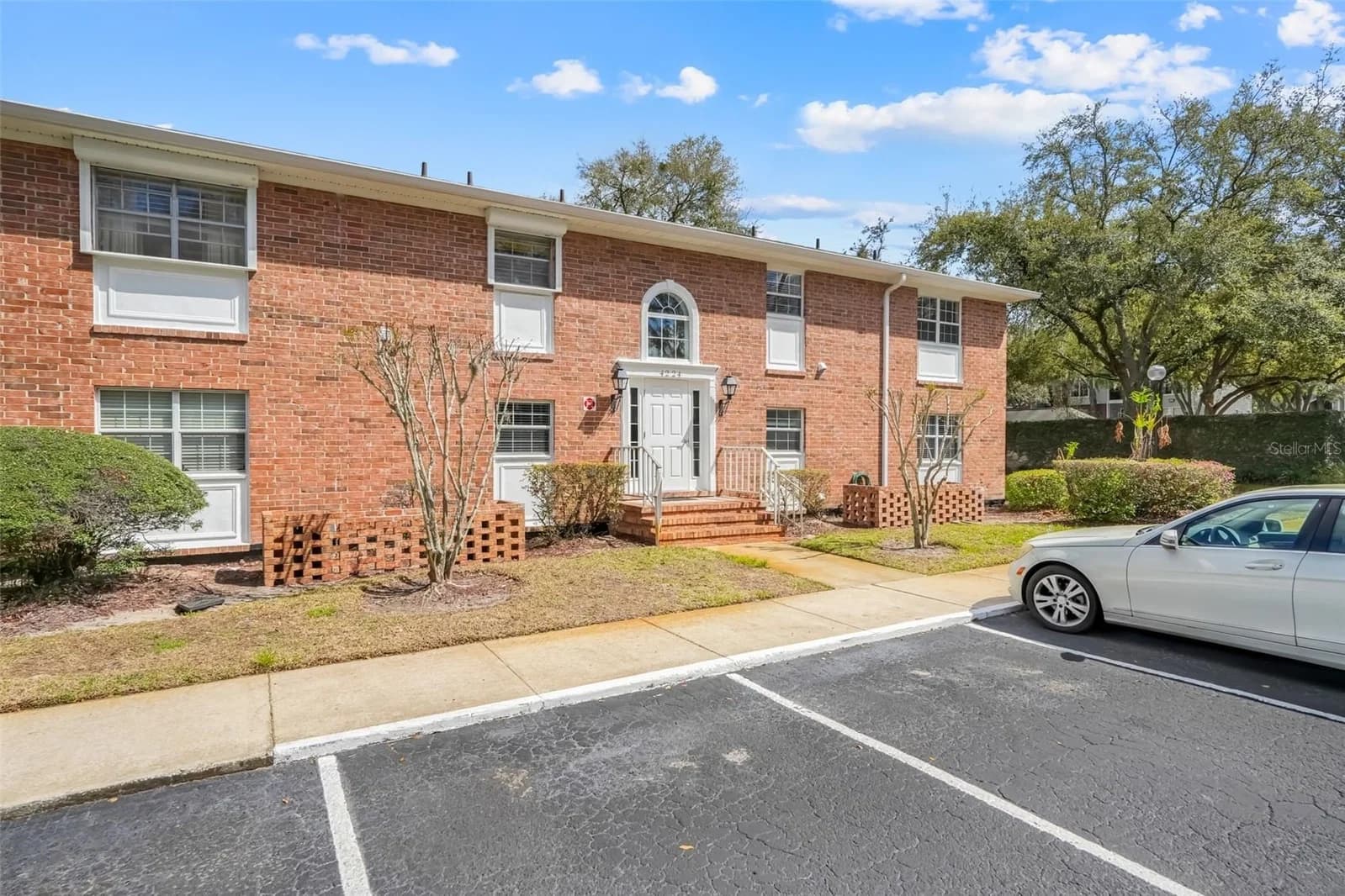 4224 LAKE UNDERHILL 3