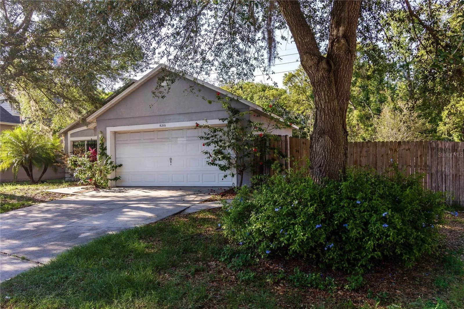 5201 YAUPON Street, Orlando, FL 32811 2