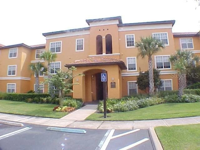 5459 VINELAND, Orlando, FL 32811