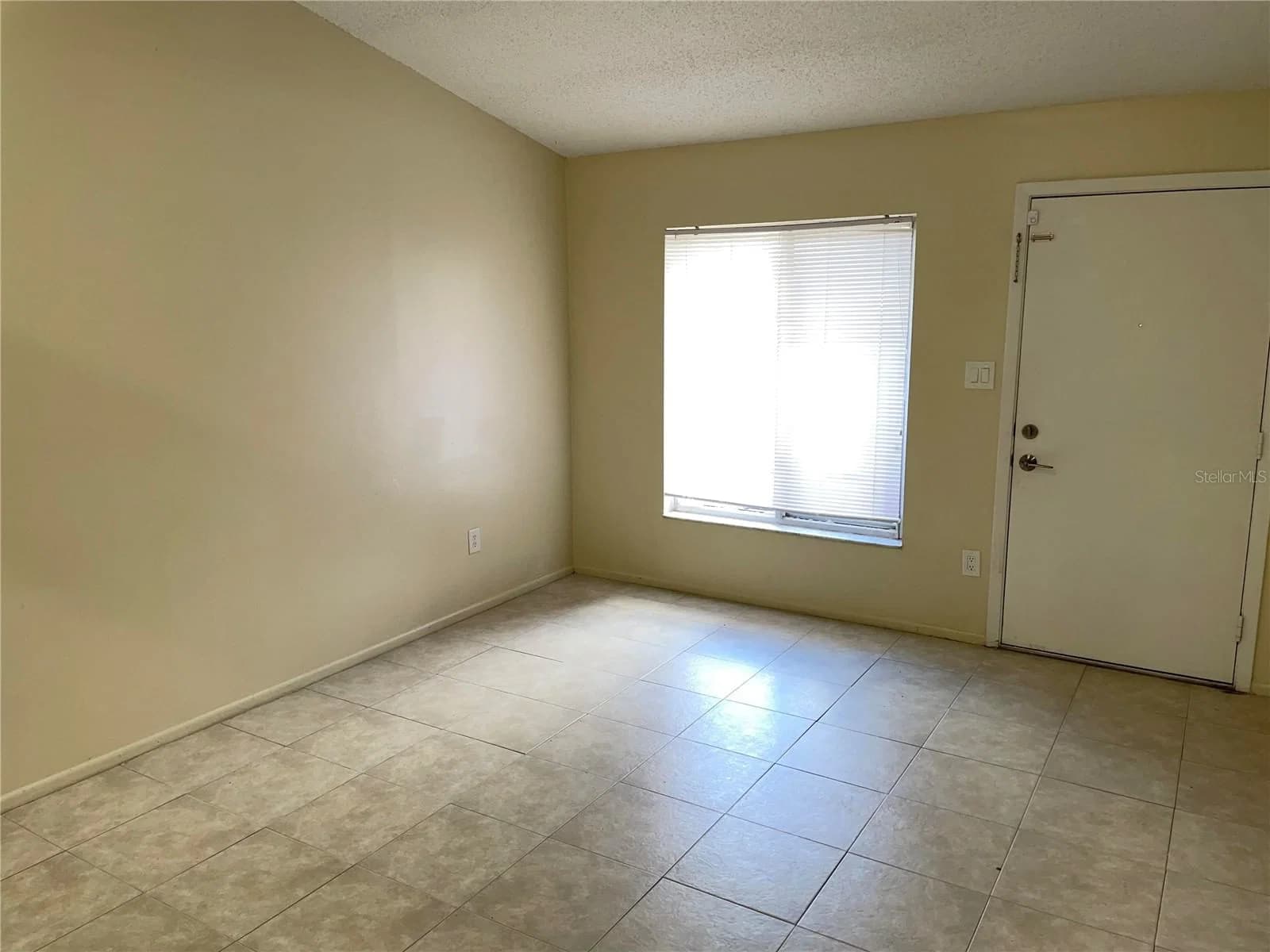 10376 RIVA RIDGE 5