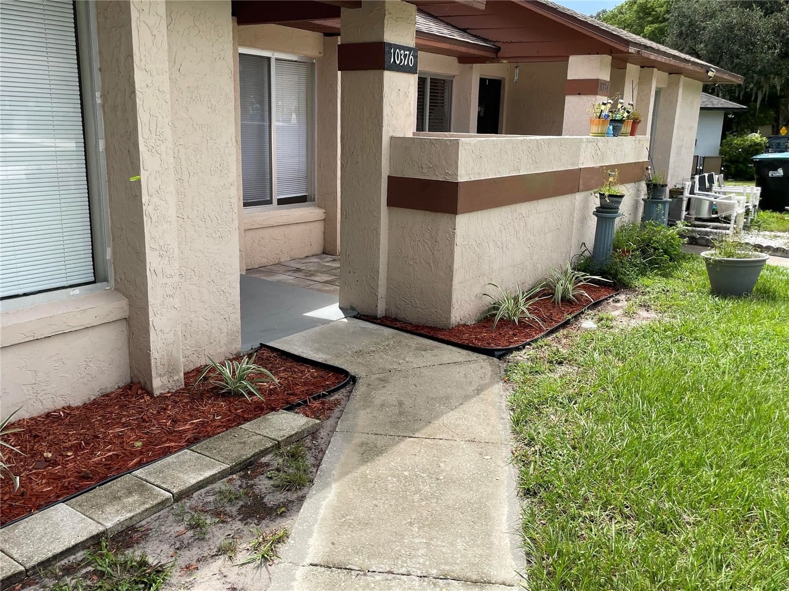 10376 RIVA RIDGE 4