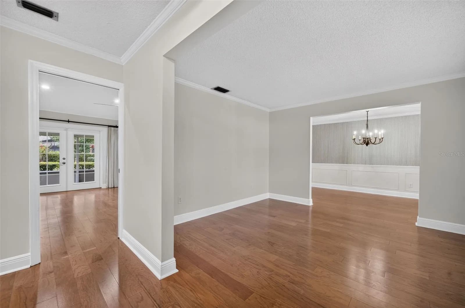 8825 BUTTERNUT 4
