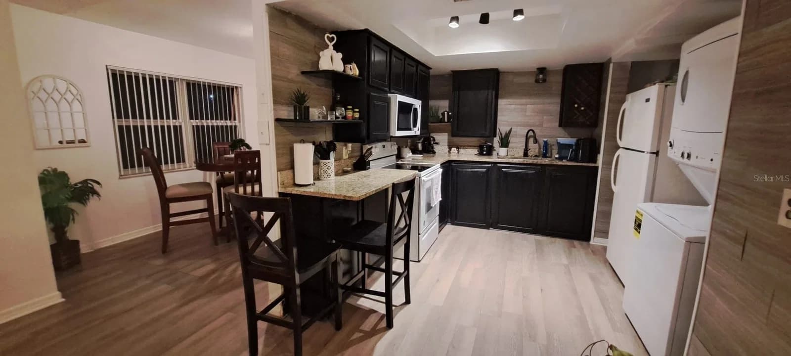 9801 TURF Way #2, Orlando, FL 32837 3