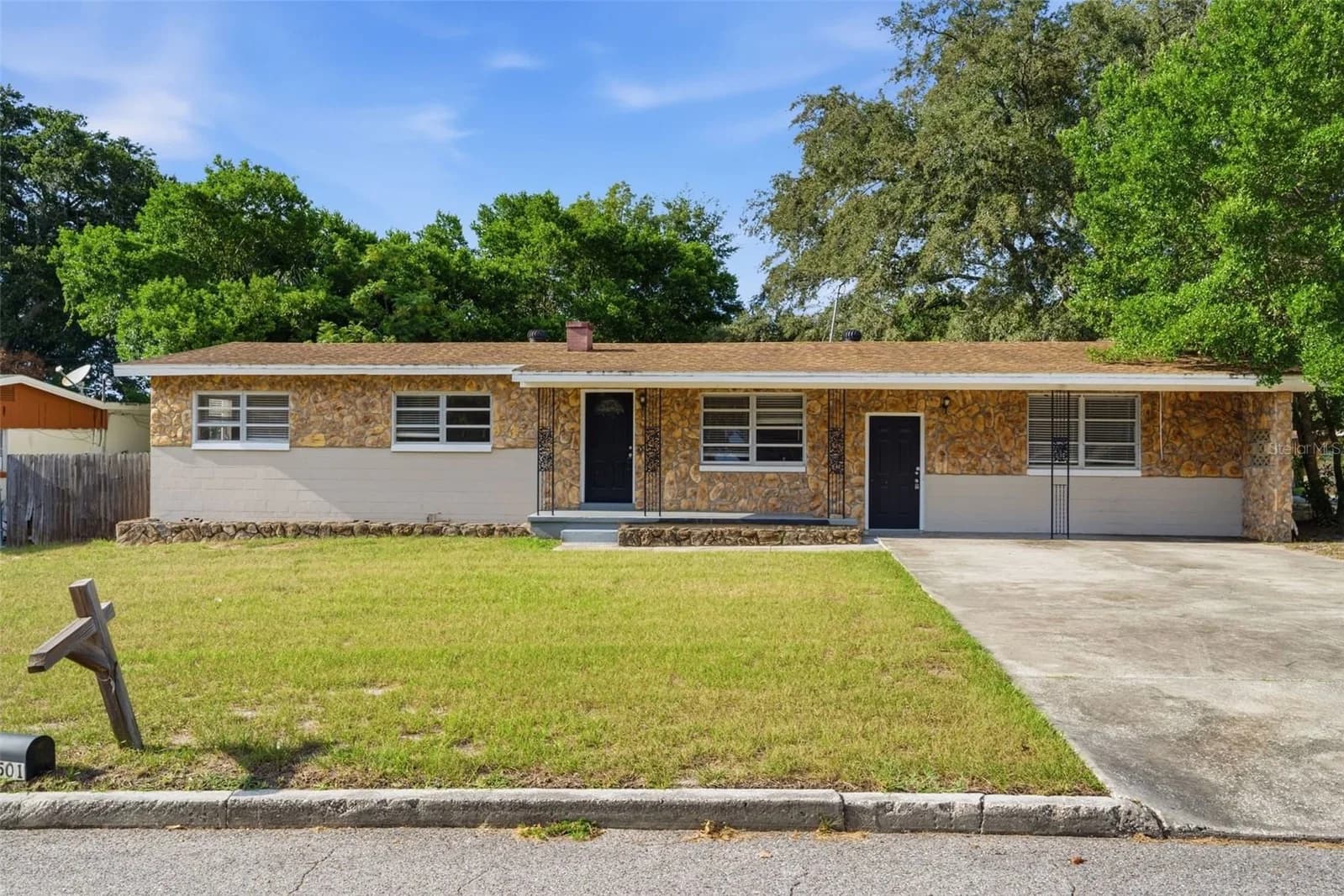 5501 PERRINE, Orlando, FL 32808