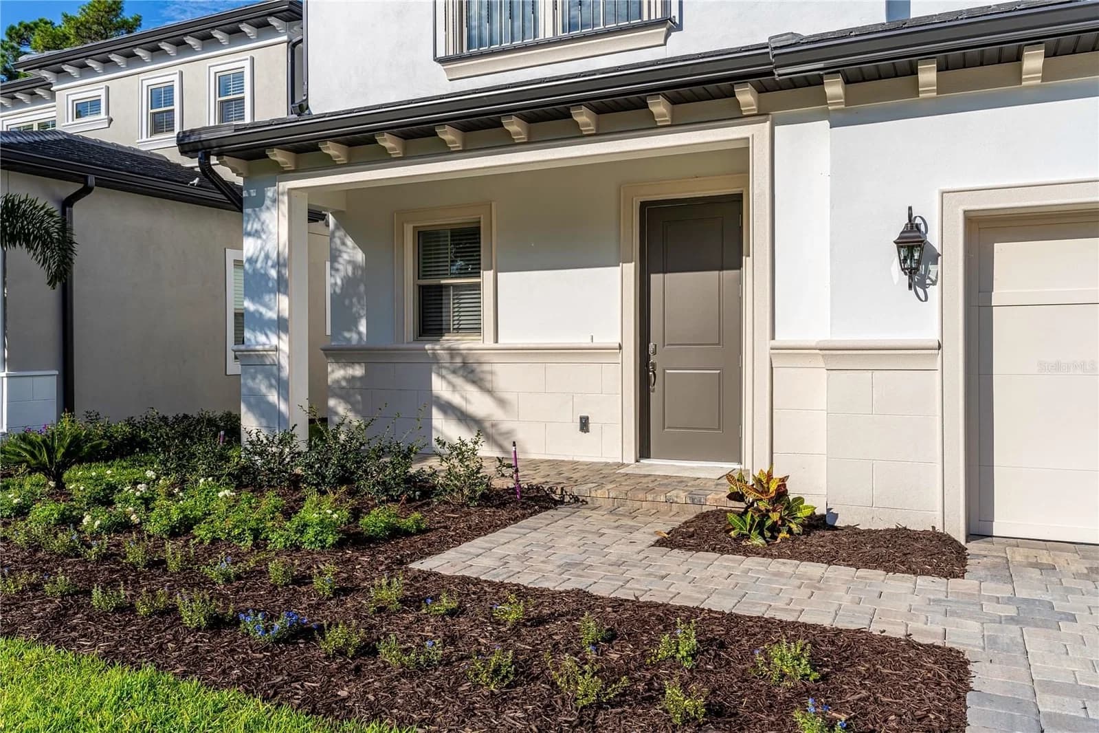 10152 ROYAL ISLAND 4